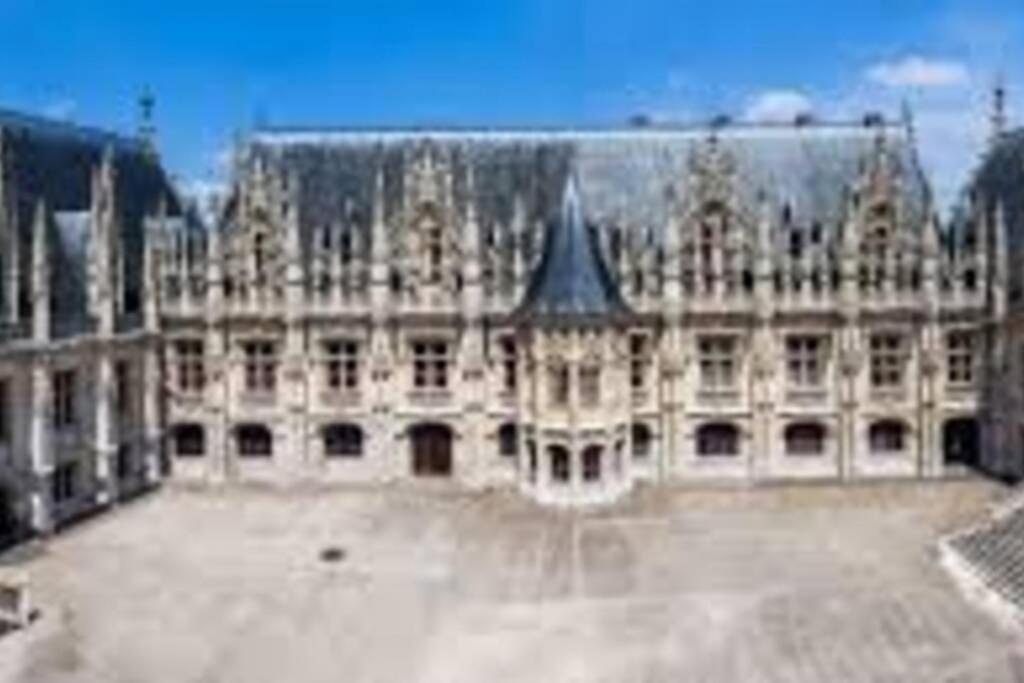 studio de charme Rouen Esterno foto